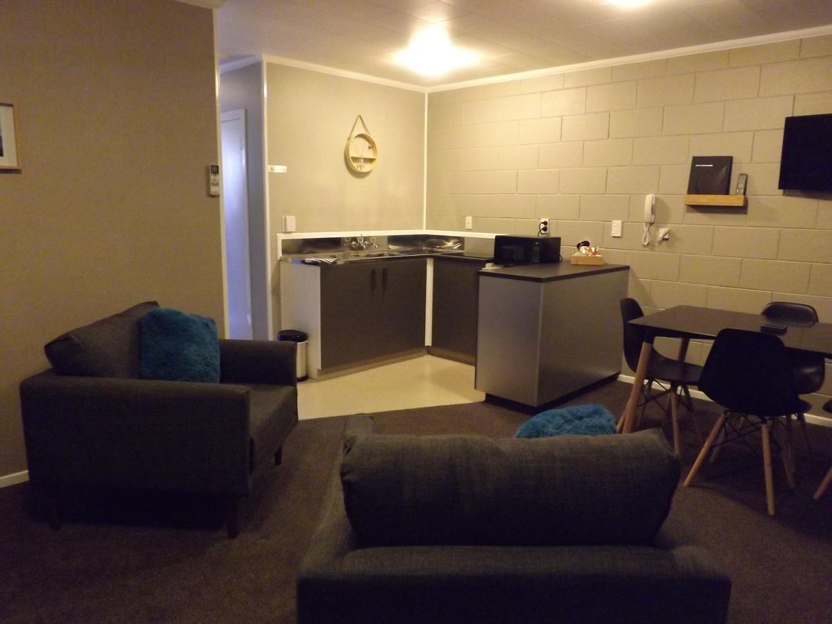 Amble In Motel Stratford Buitenkant foto