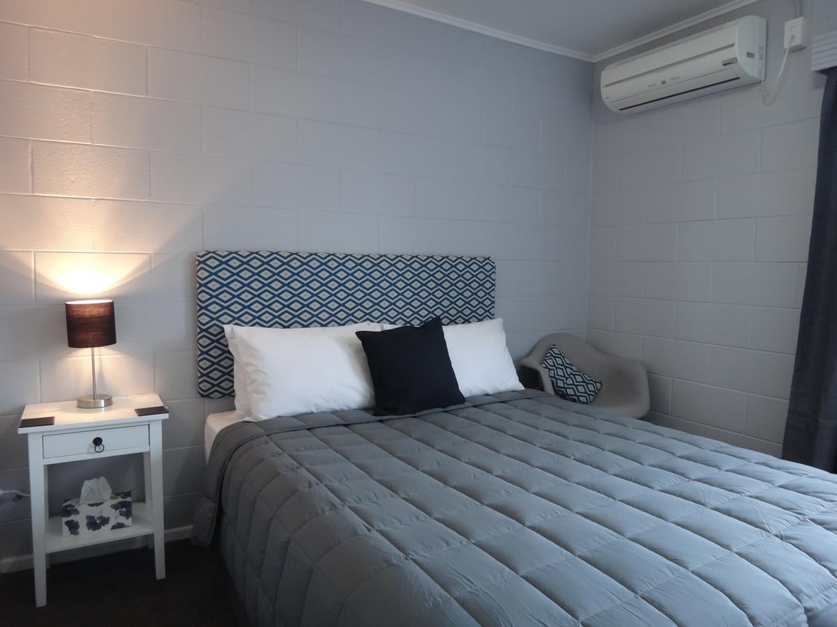 Amble In Motel Stratford Buitenkant foto
