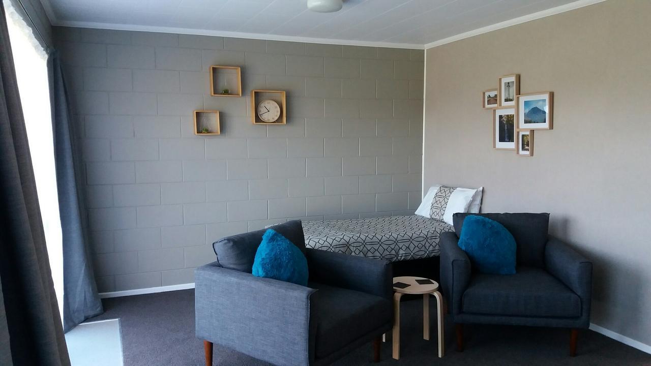 Amble In Motel Stratford Buitenkant foto