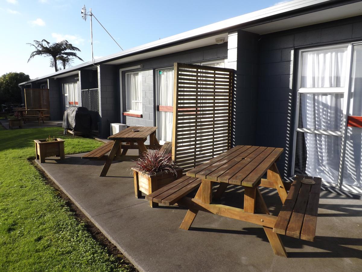 Amble In Motel Stratford Buitenkant foto